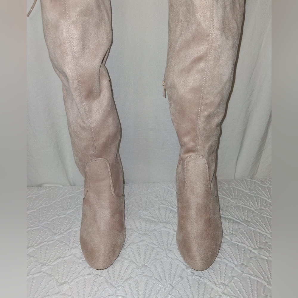 Forever 21 Women Elegant Taupe Over-the-Knee Boots Size 8 - Picture 11 of 16
